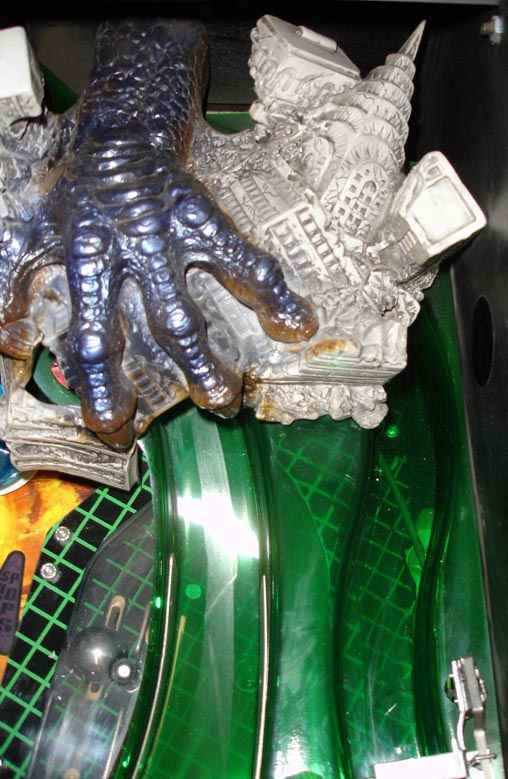 Godzilla Pinball By Sega - Photo