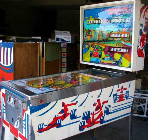 1976 Williams Industries Grand Prix Pinball Machine