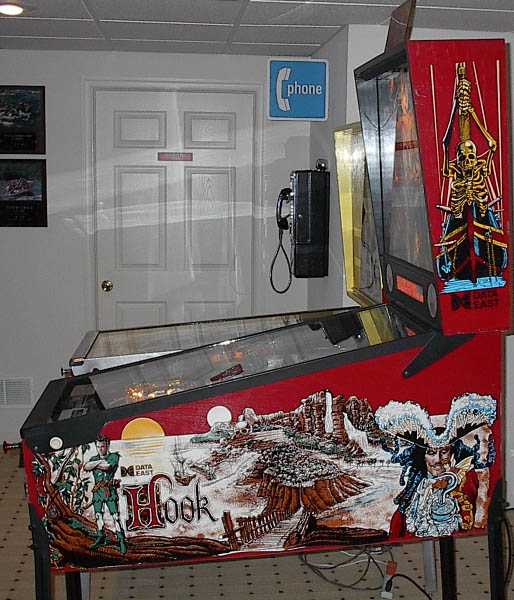 Hook Pinball By Data East - Photo