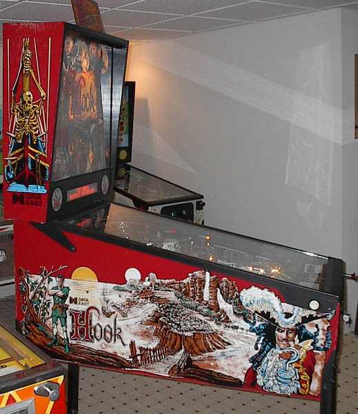 Hook Pinball By Data East - Photo