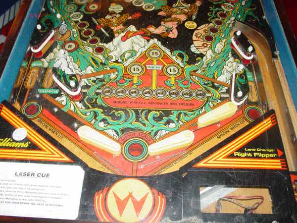 Laser Cue Pinball By Williams - Photo