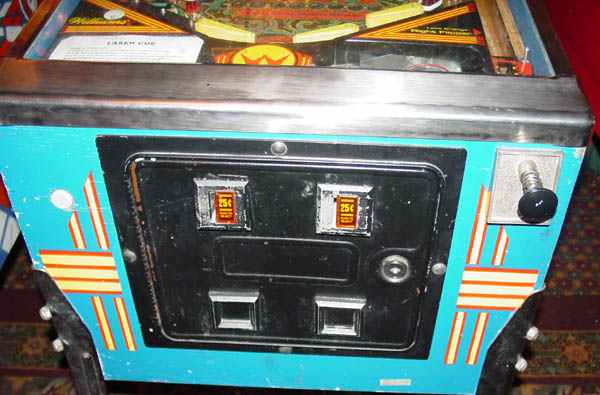 Laser Cue Pinball By Williams - Photo