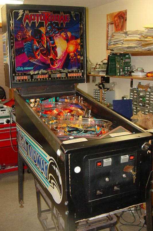 Motordome Pinball By Bally - Photo