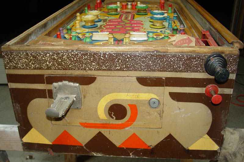 Round Up Pinball By Gottlieb - Photo