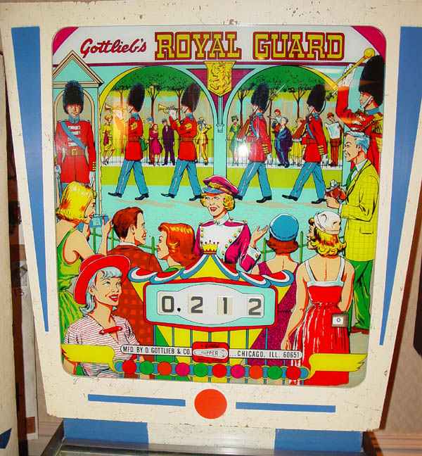 Royal Guard Pinball By D. Gottlieb & Company - Photo