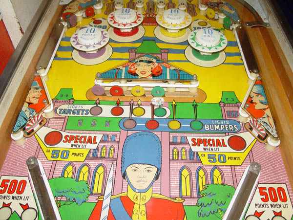 Royal Guard Pinball By D. Gottlieb & Company - Photo