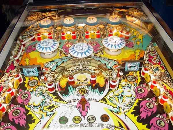 Silver Ball Mania - Pinball Machine Image