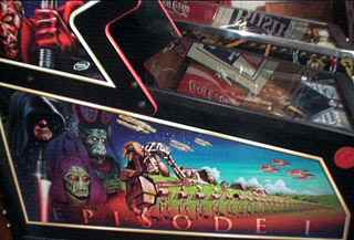 Star Wars Episode I - Pinball Machine Image