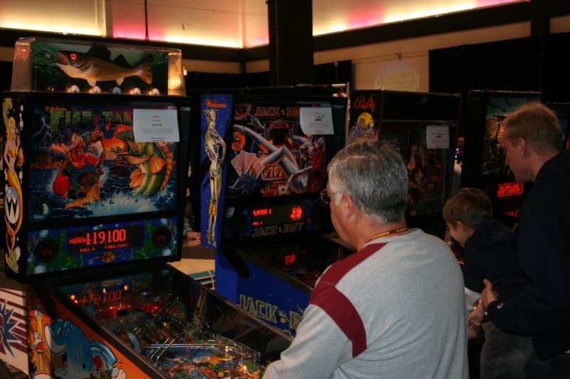 texaspinballfestival_2008100.jpg