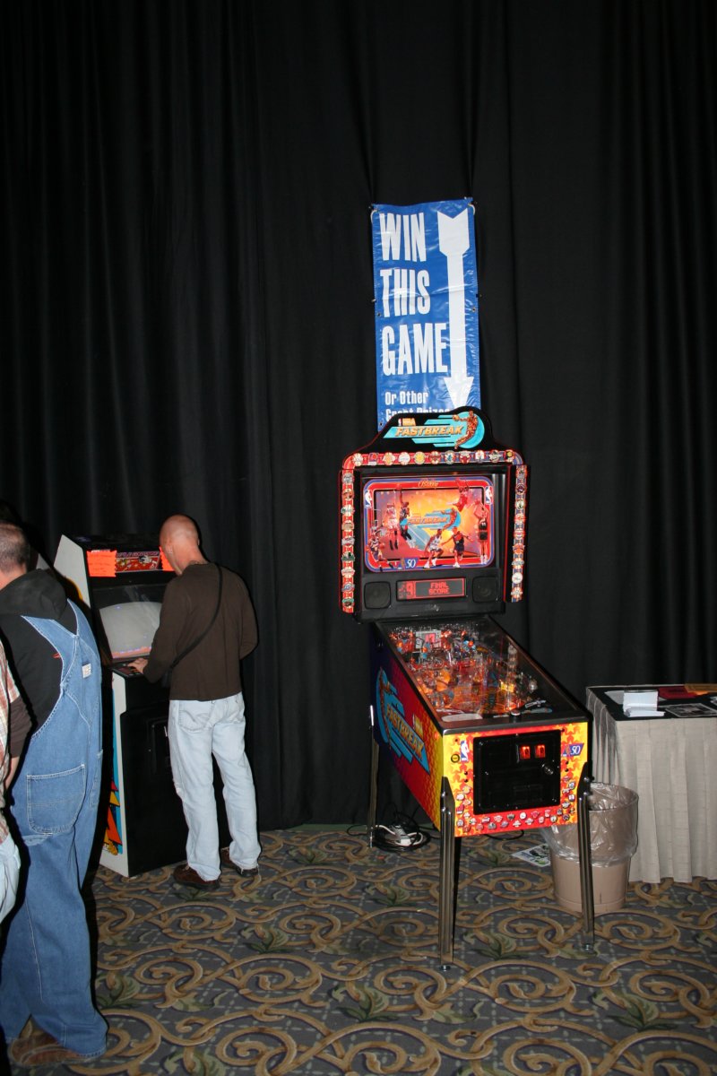texas_pinball_festival_2009102.jpg