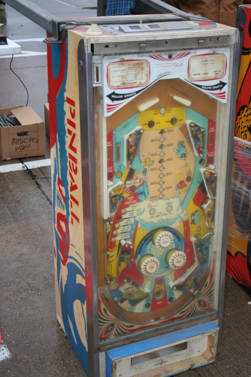 texas_pinball_festival_2009180.jpg