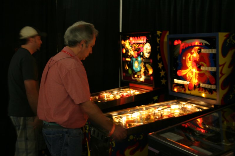 texas_pinball_festival_200945.jpg