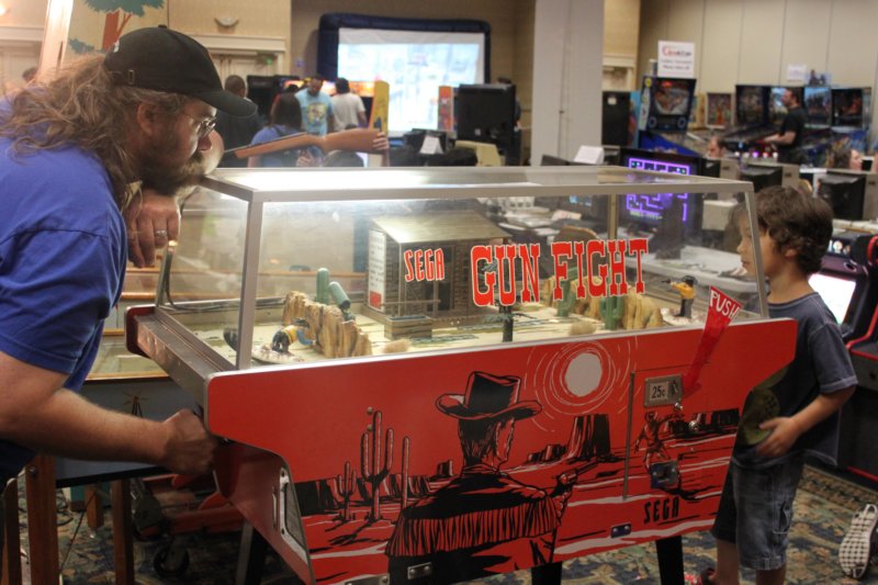 houston_arcade_expo_20126.jpg