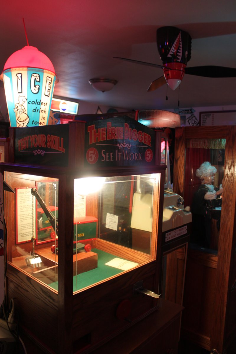 gameroom_may_2010_24.jpg