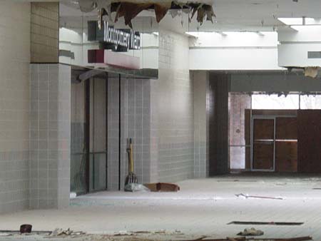 mall 033