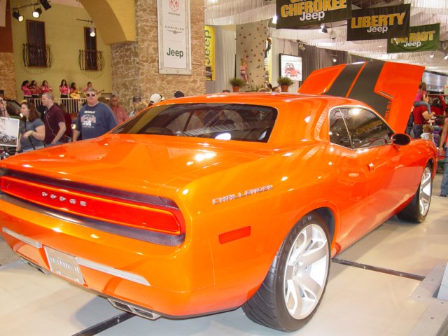 _dodge_challenger_14.jpg