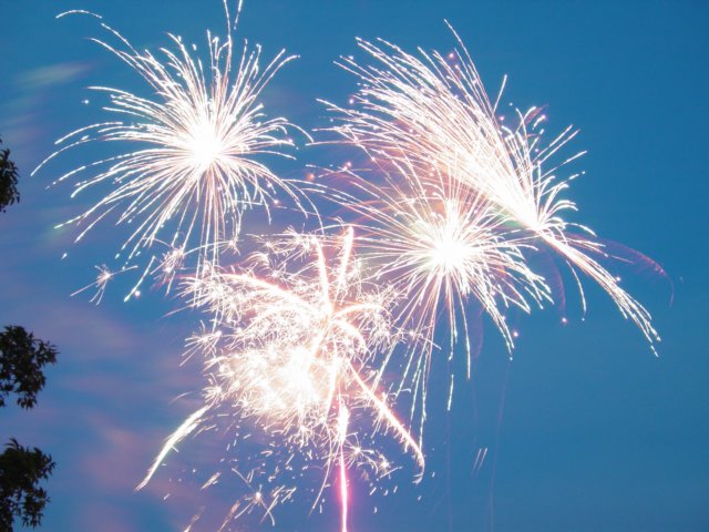 tioga_texas_fireworks_200614.jpg