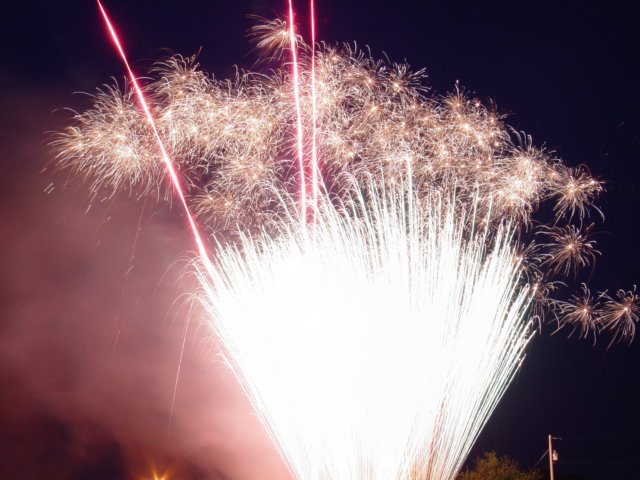 tioga_texas_fireworks_200643.jpg