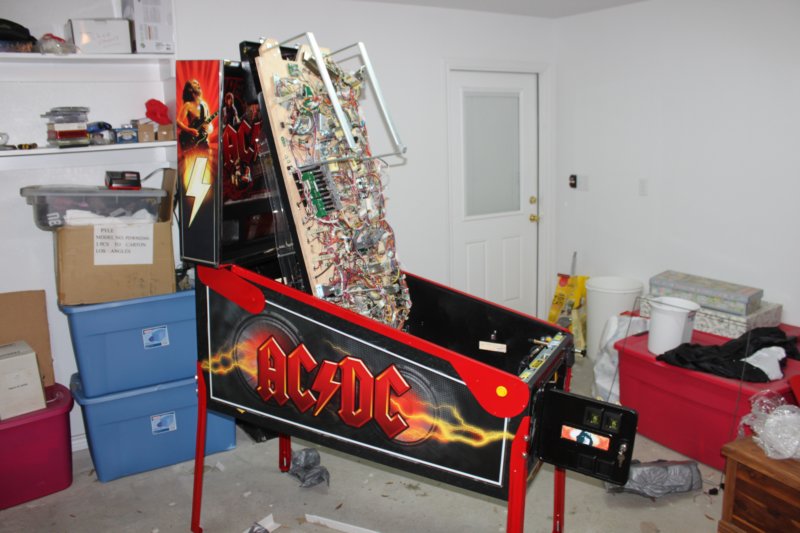 acdc_pinball44.jpg