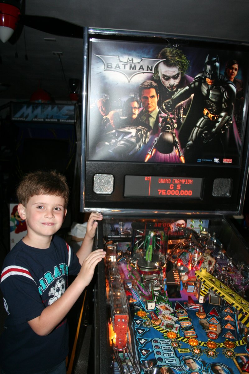 batman_dark_knight_pinball_nib_32.jpg