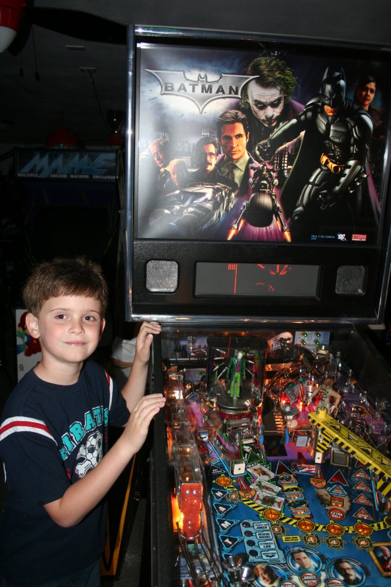 batman_dark_knight_pinball_nib_33.jpg