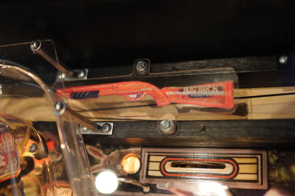 big_buck_hunter_pinball36.jpg