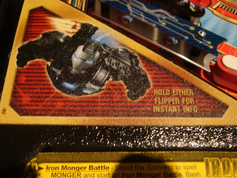 iron_man_pinball_stern13.jpg