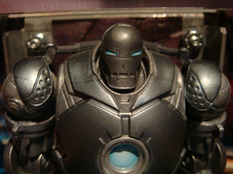 iron_man_pinball_stern46.jpg