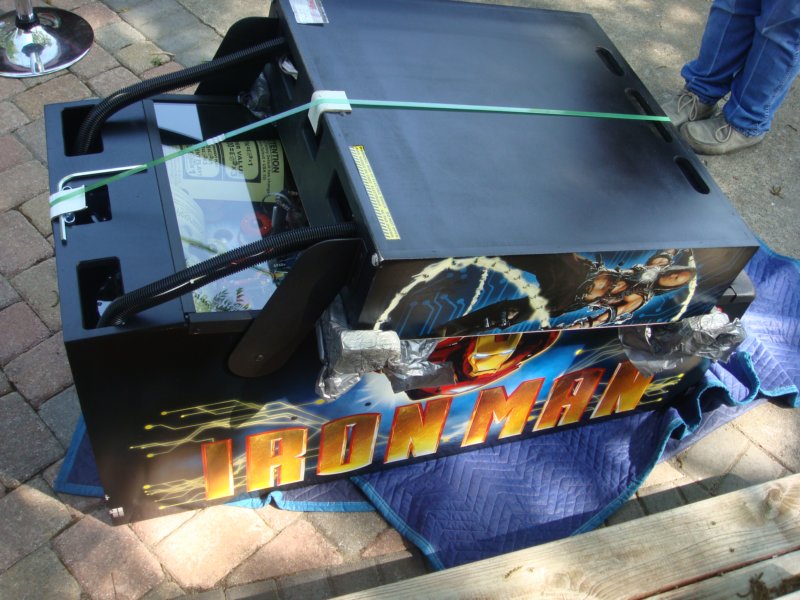 iron_man_pinball_stern5.jpg