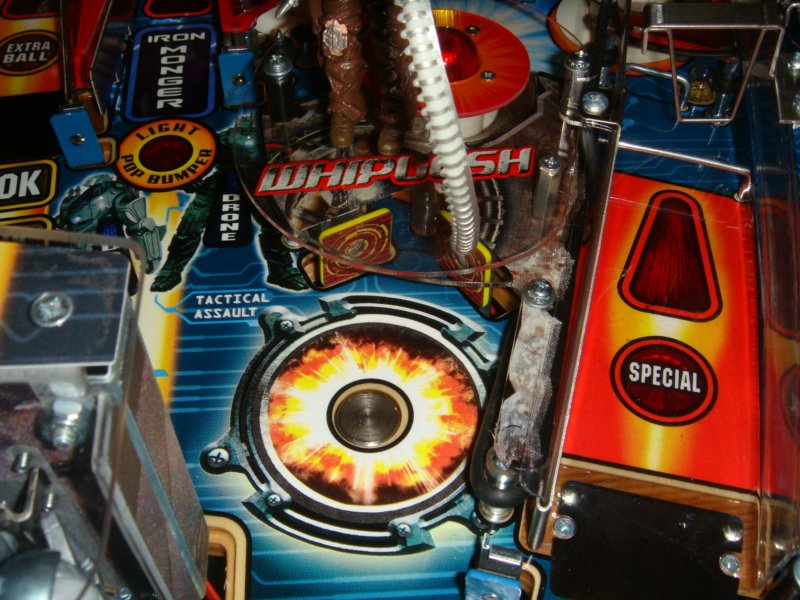 iron_man_pinball_stern62.jpg
