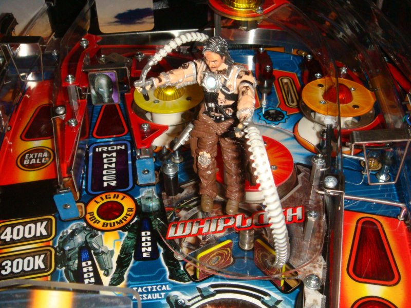 iron_man_pinball_stern64.jpg