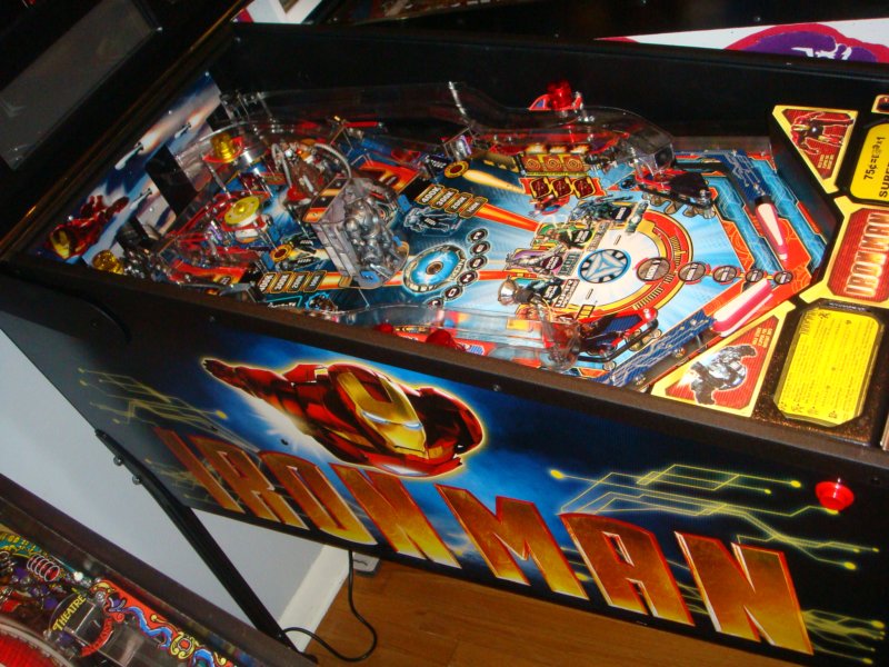 iron_man_pinball_stern73.jpg