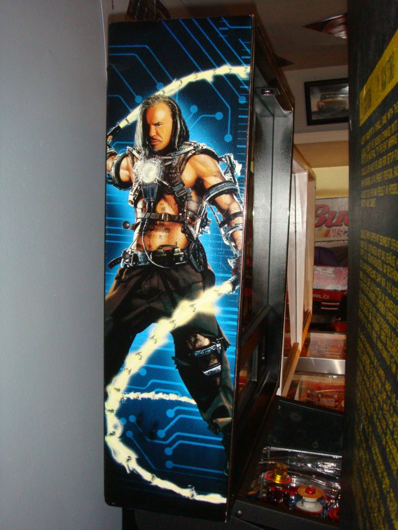 iron_man_pinball_stern75.jpg