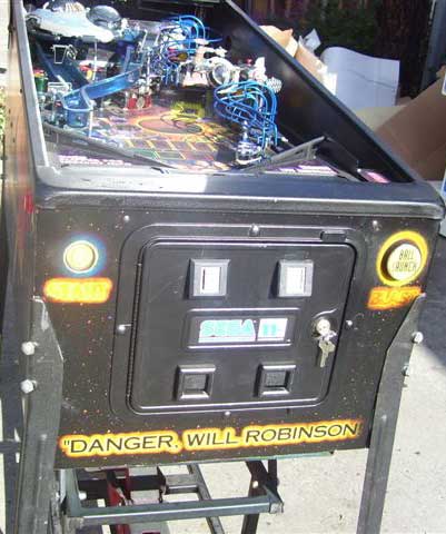 Lost In Space Pinball By Sega