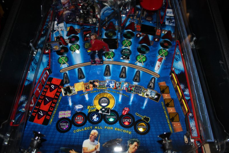 rolling_stones_pinball_stern11.jpg