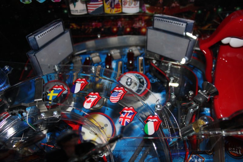 rolling_stones_pinball_stern15.jpg
