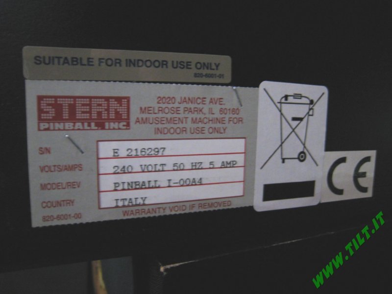 stern_indiana_jones_pinball_12.jpg