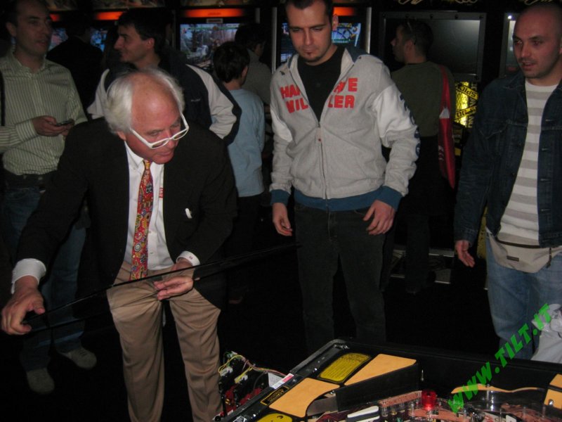 stern_indiana_jones_pinball_20.jpg