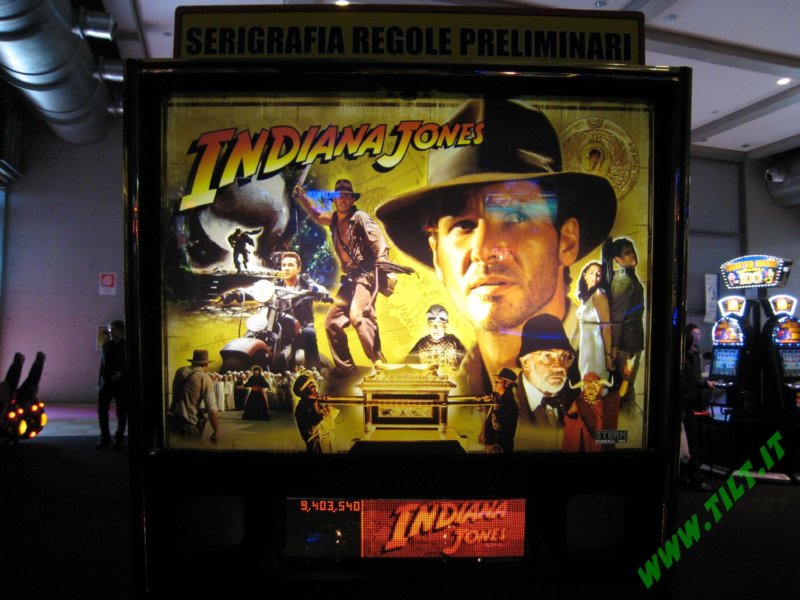 stern_indiana_jones_pinball_31.jpg