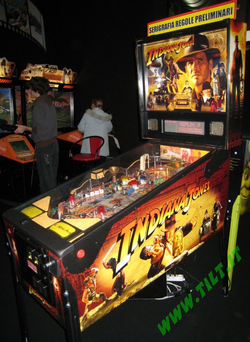 stern_indiana_jones_pinball_5.jpg