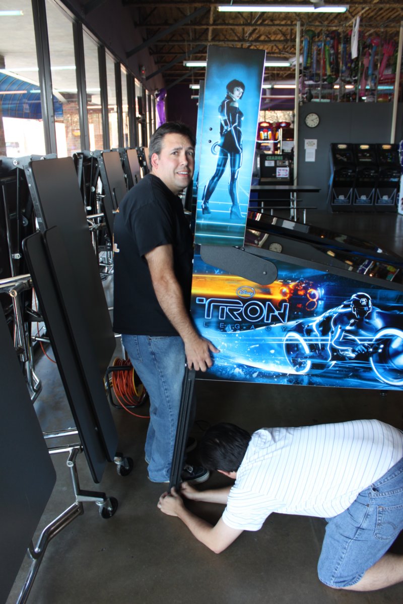 tron_pinball_launch_party12.jpg
