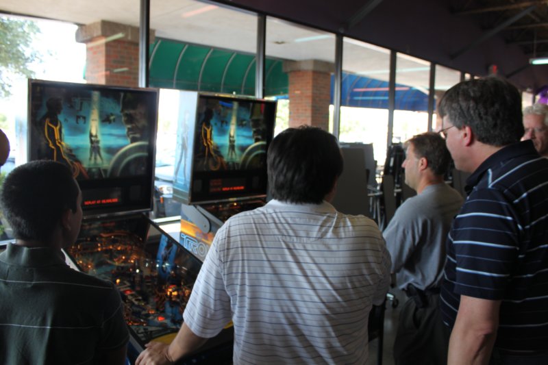 tron_pinball_launch_party13.jpg