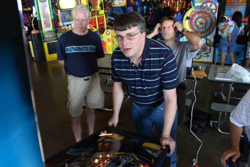 tron_pinball_launch_party14.jpg
