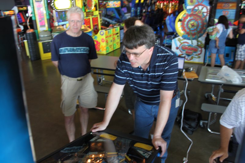 tron_pinball_launch_party15.jpg
