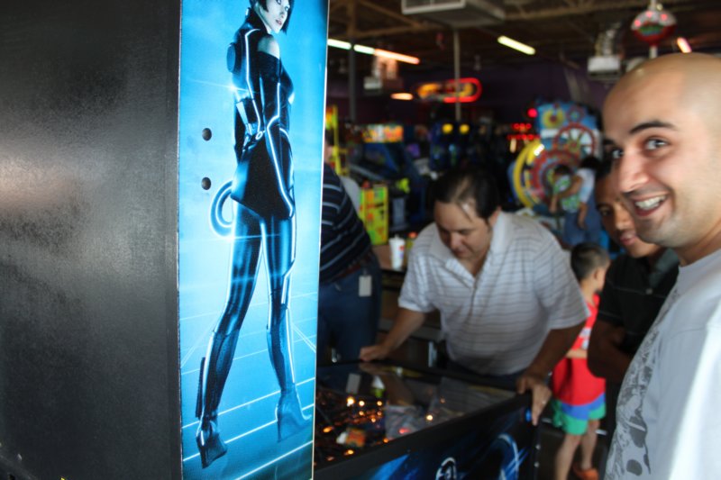 tron_pinball_launch_party17.jpg