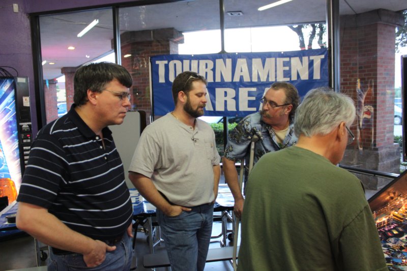 tron_pinball_launch_party38.jpg