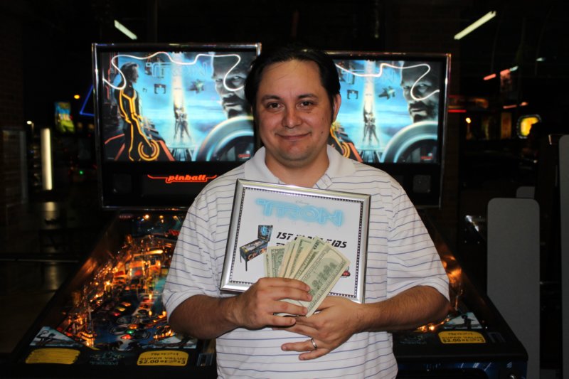 tron_pinball_launch_party52.jpg