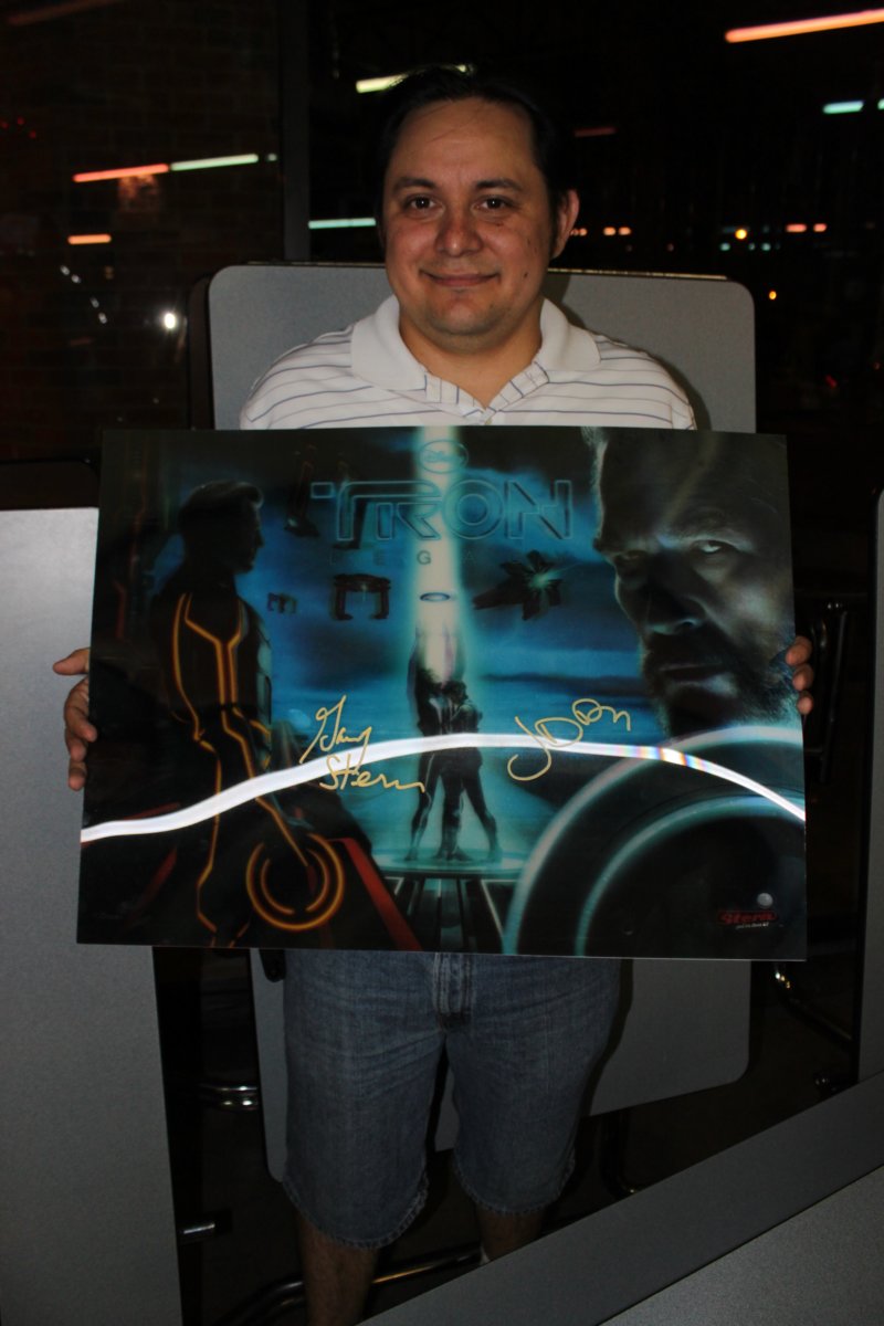 tron_pinball_launch_party57.jpg