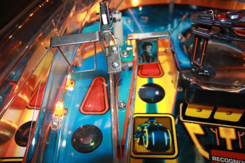 tron_pinball_launch_party73.jpg