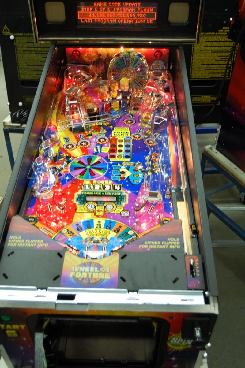 wheel_of_fortune_pinball_1.jpg